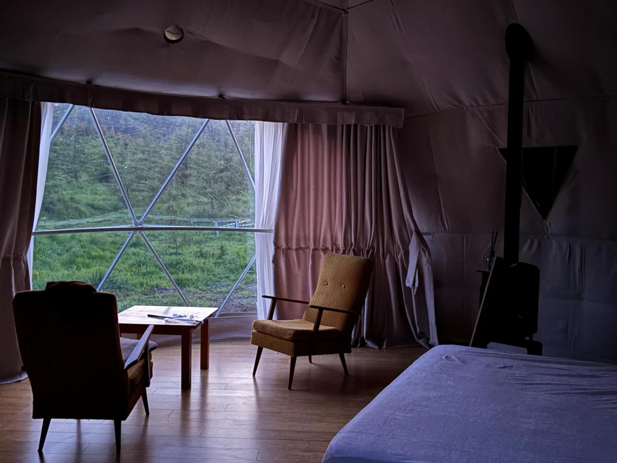 Takahuri Glamping Domes Уонгануи Экстерьер фото