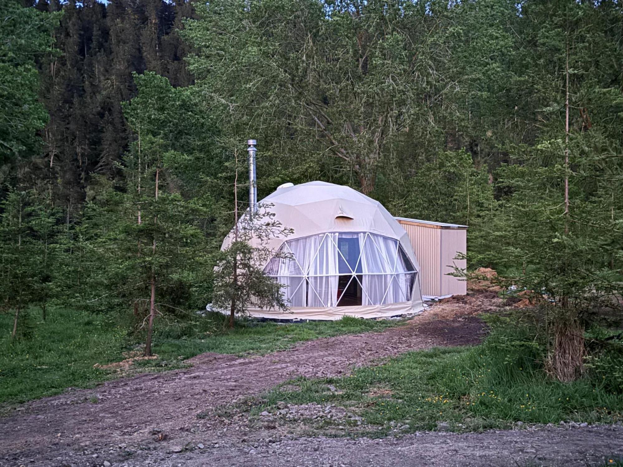 Takahuri Glamping Domes Уонгануи Экстерьер фото