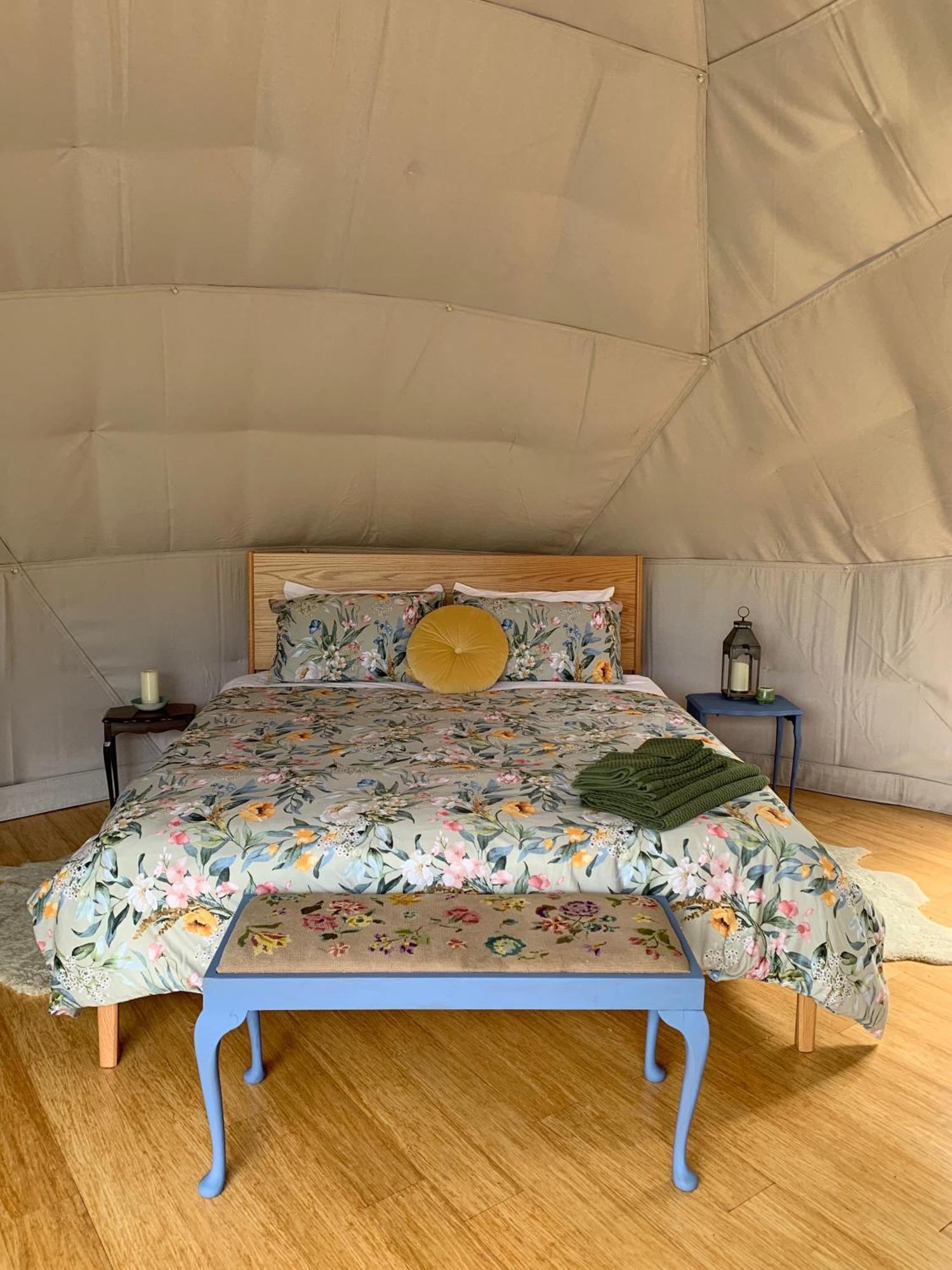 Takahuri Glamping Domes Уонгануи Экстерьер фото